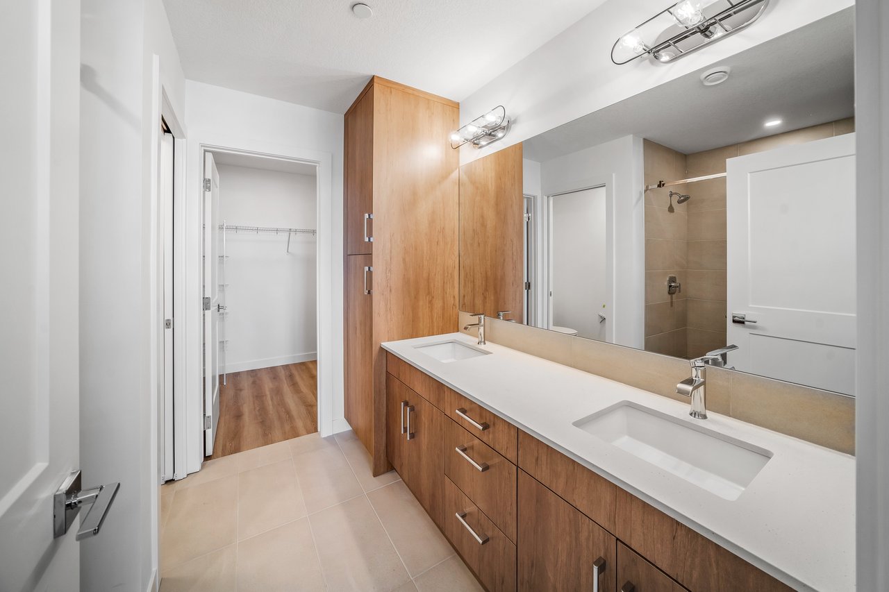 10 Cascade Ridge Unit: 206