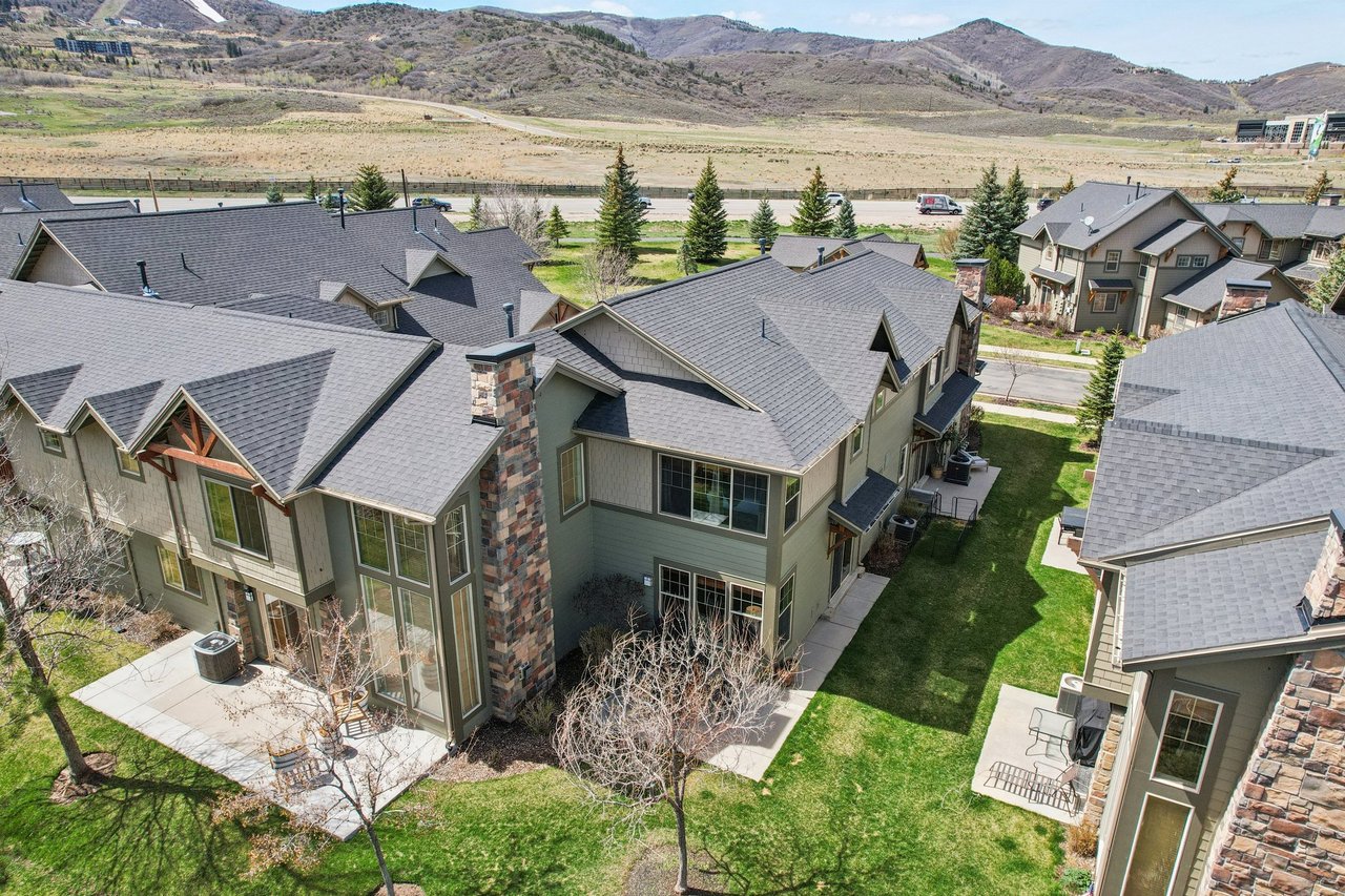 6010 N Fox Pointe