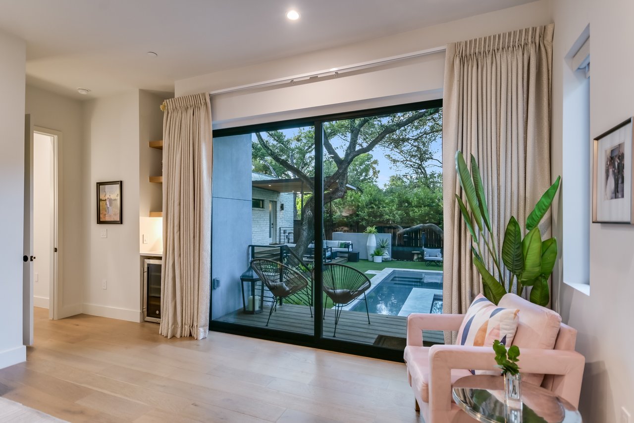 Modern on Ridgewood