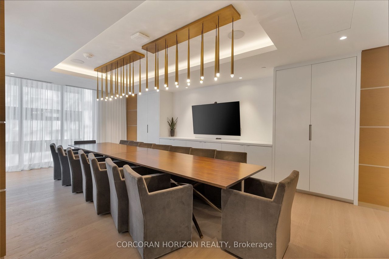 CROWN JEWEL OF YORKVILLE