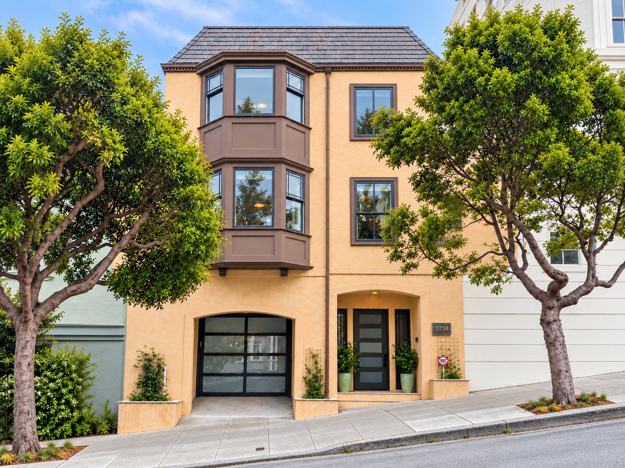 2734 Buchanan Street
