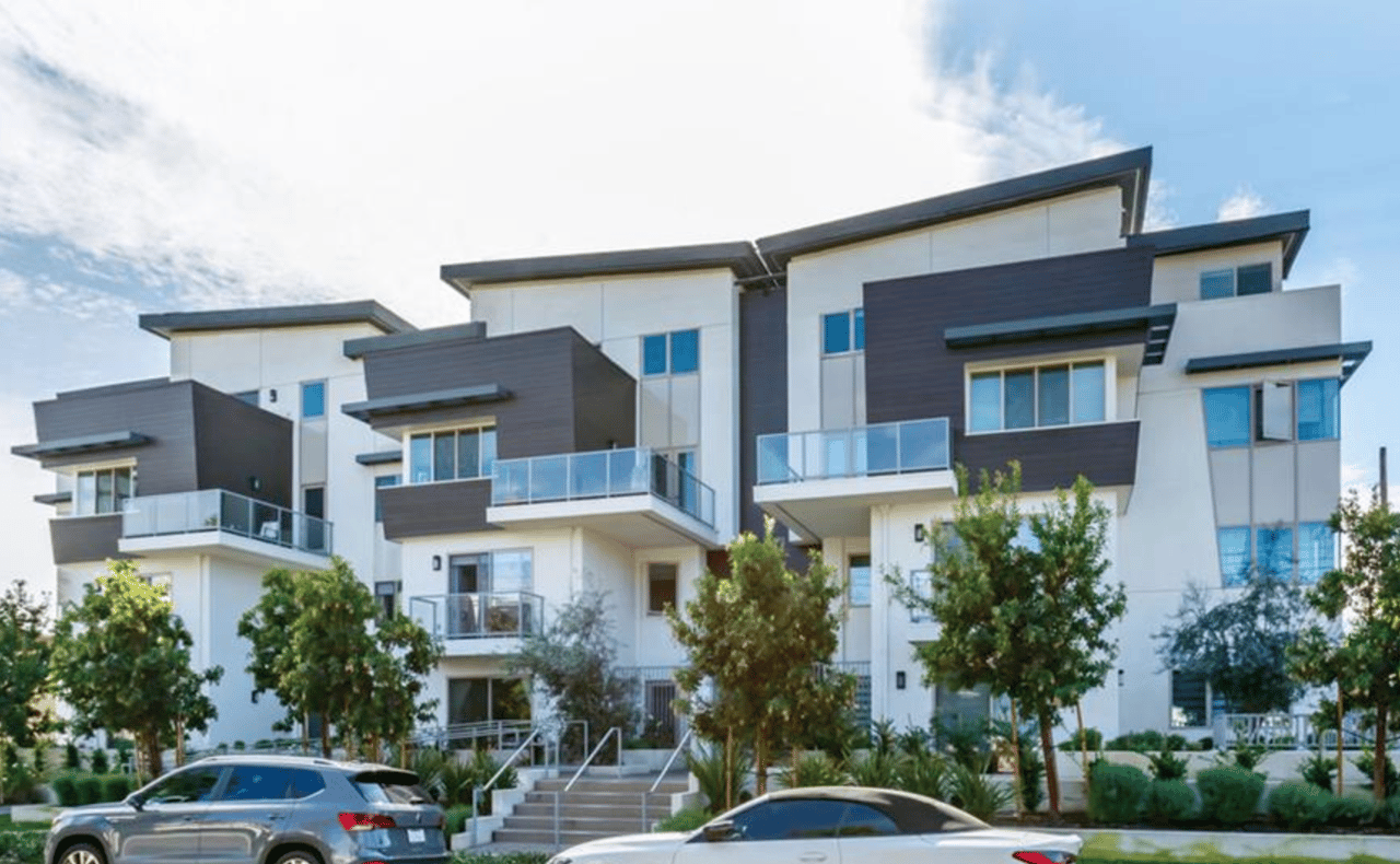 518 E Windsor Road #409, Glendale