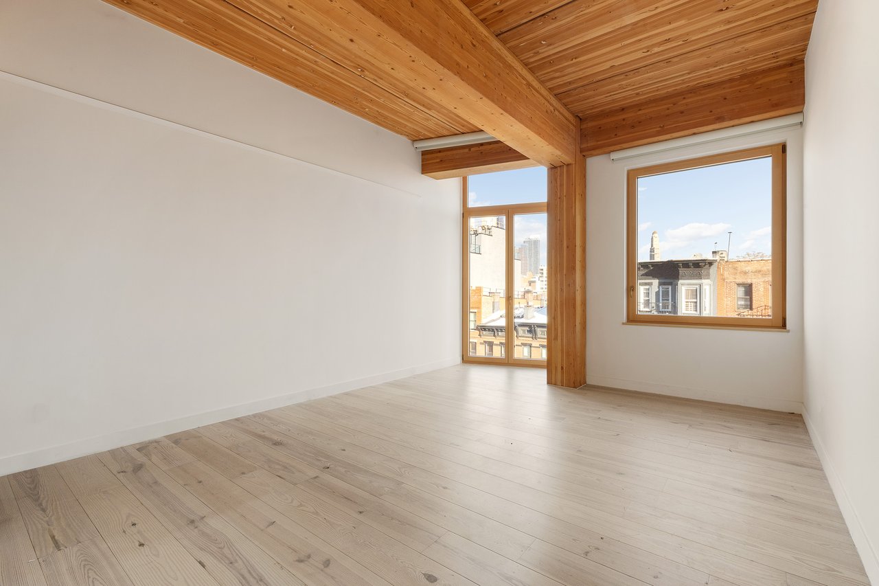 670 Union Street, 4A 