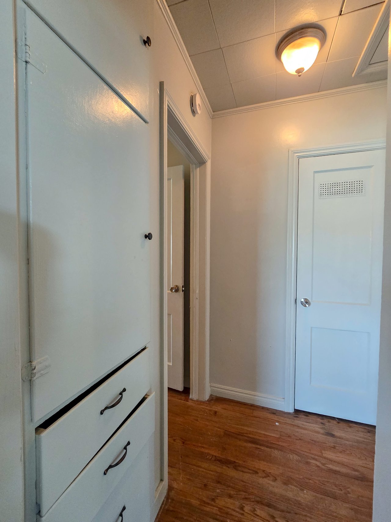 635 W Franklin St