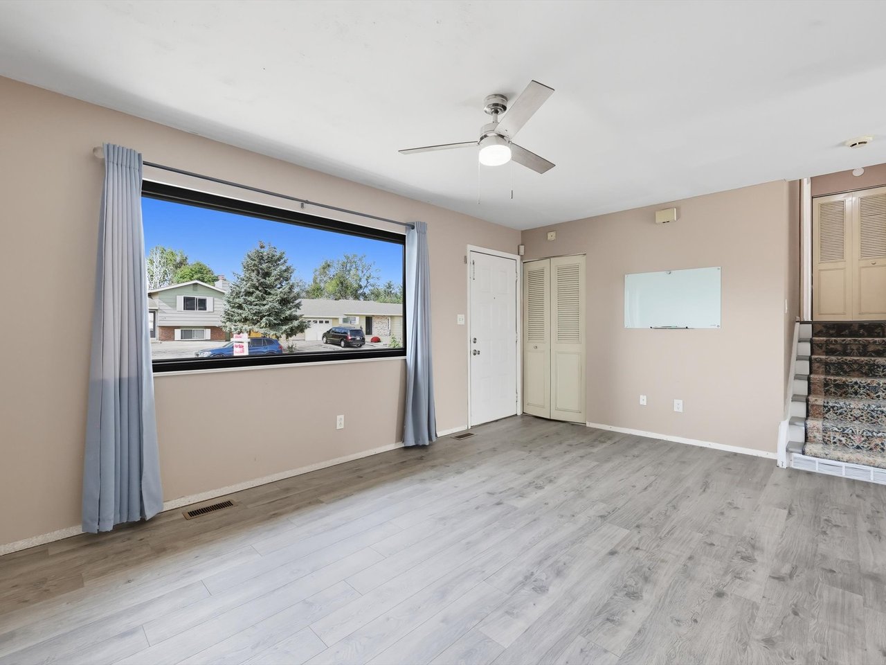 6735 Goldfield Drive