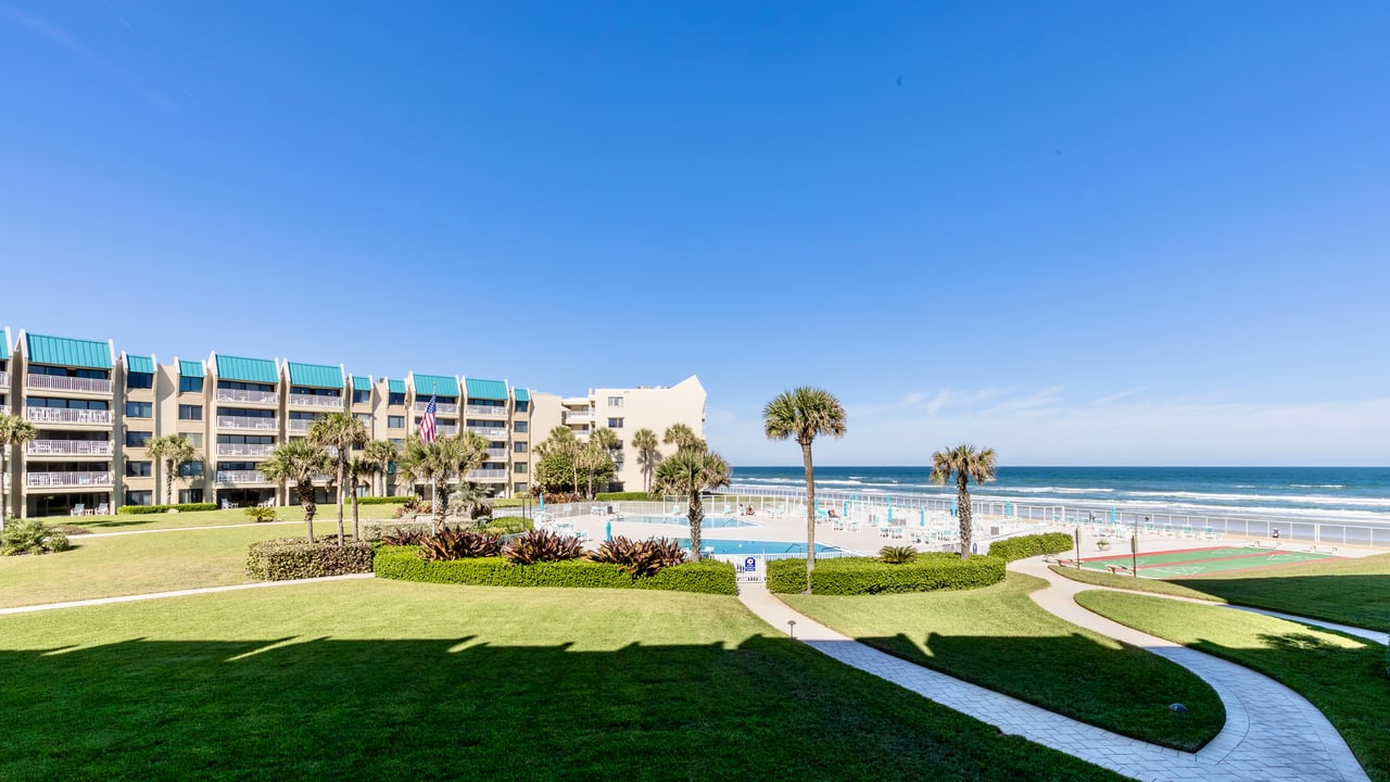 Oceanfront Furnished Condo in New Smyrna Beach