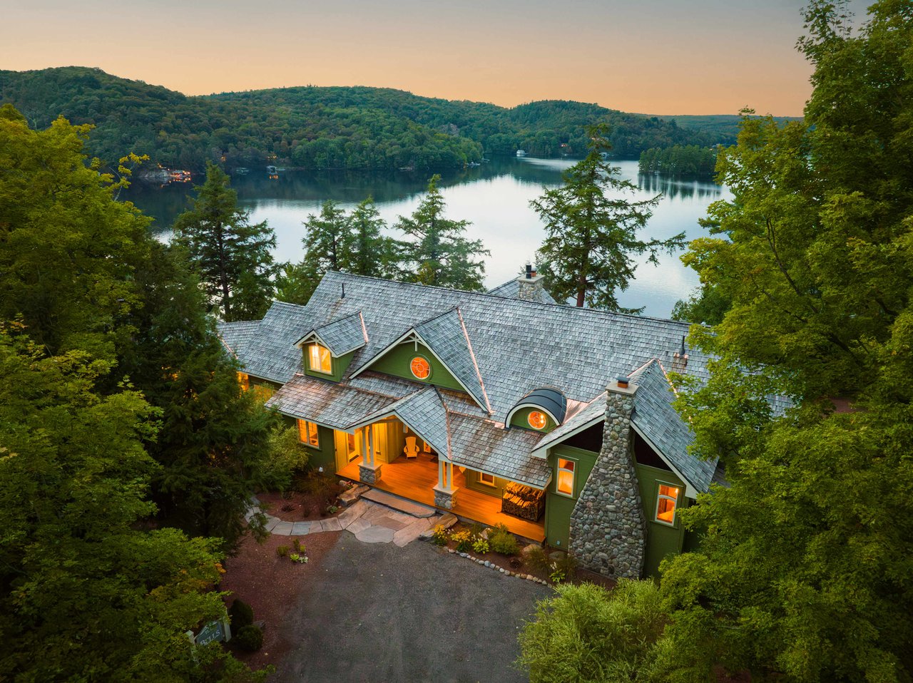 Hwy 117, Dorset, Lake of Bays, ON
