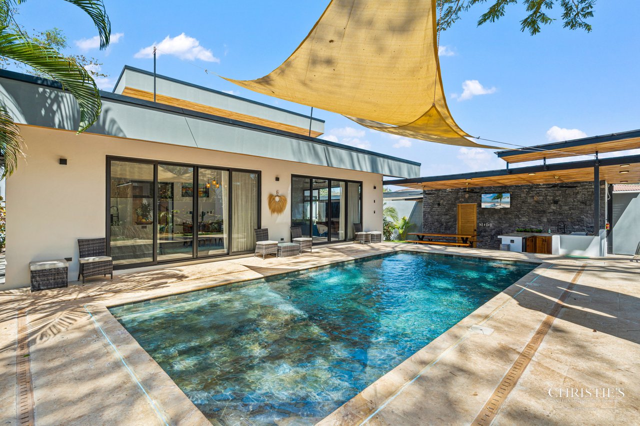 Villa Wahoo a Stunning Beachside Retreat 