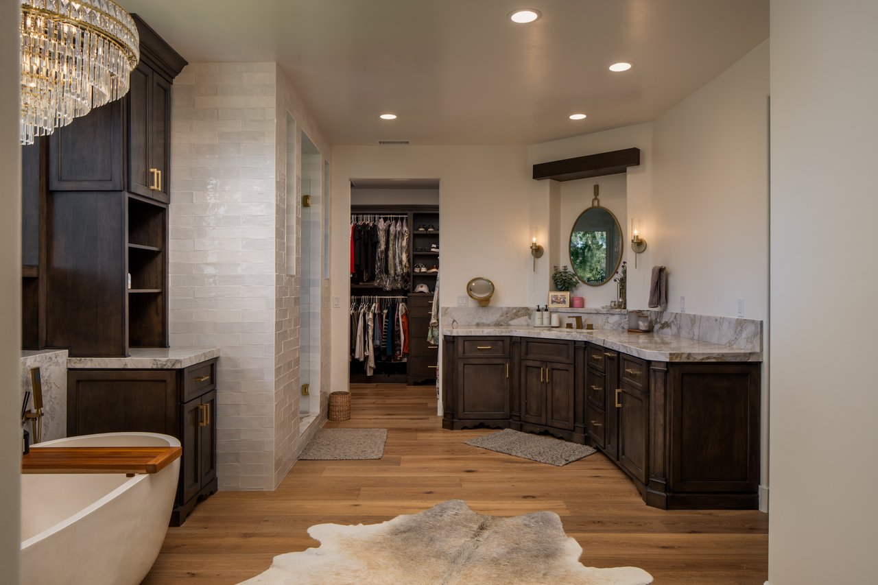 7017 Via Mariposa Sur