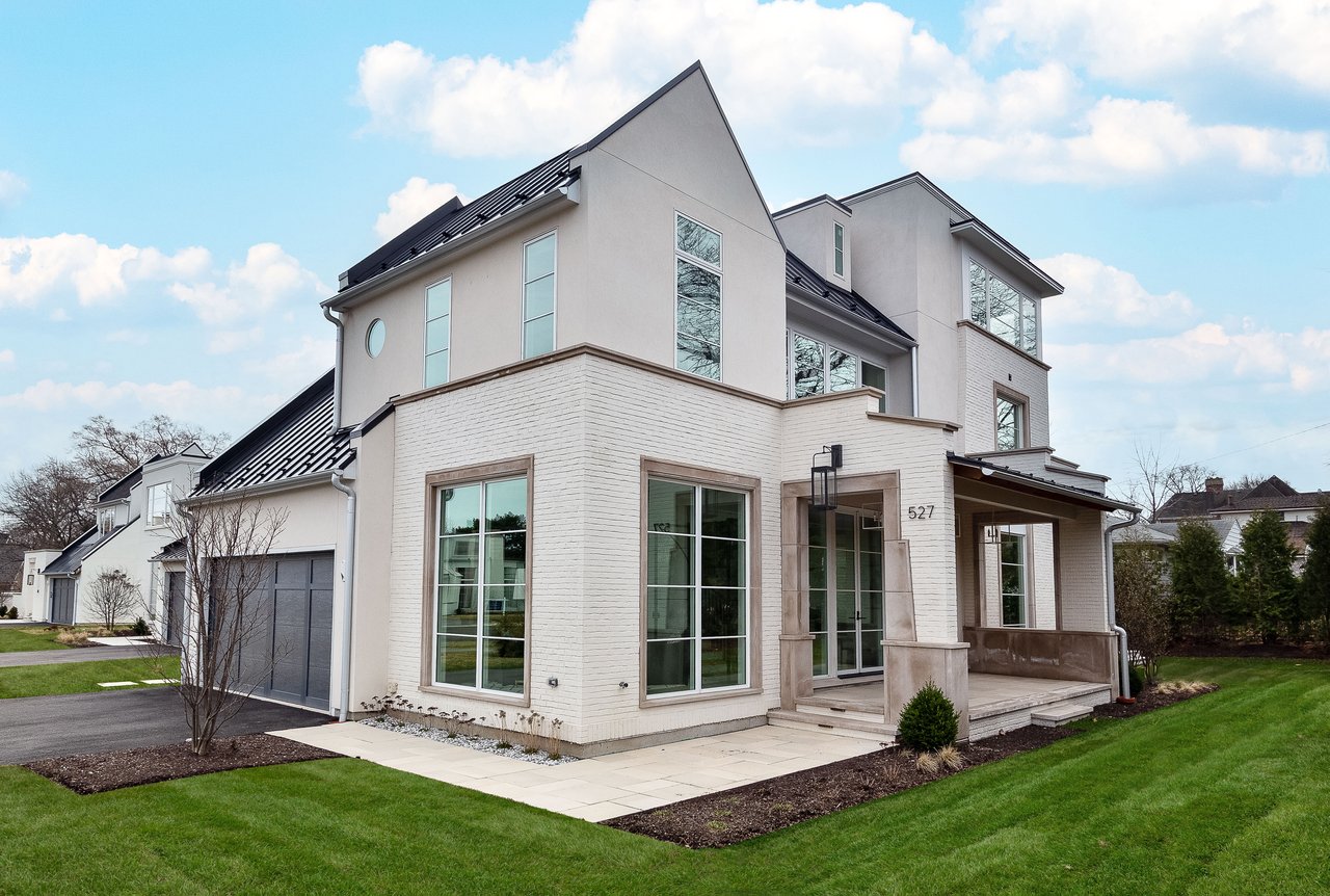 527 Kensington Court