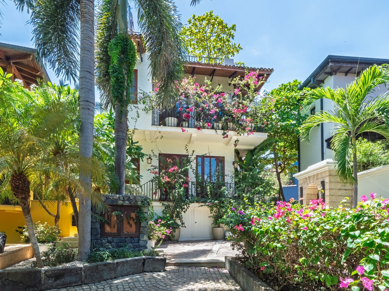 25 Paseo Del Mar | Best-Priced Beachfront Home in Las Catalinas