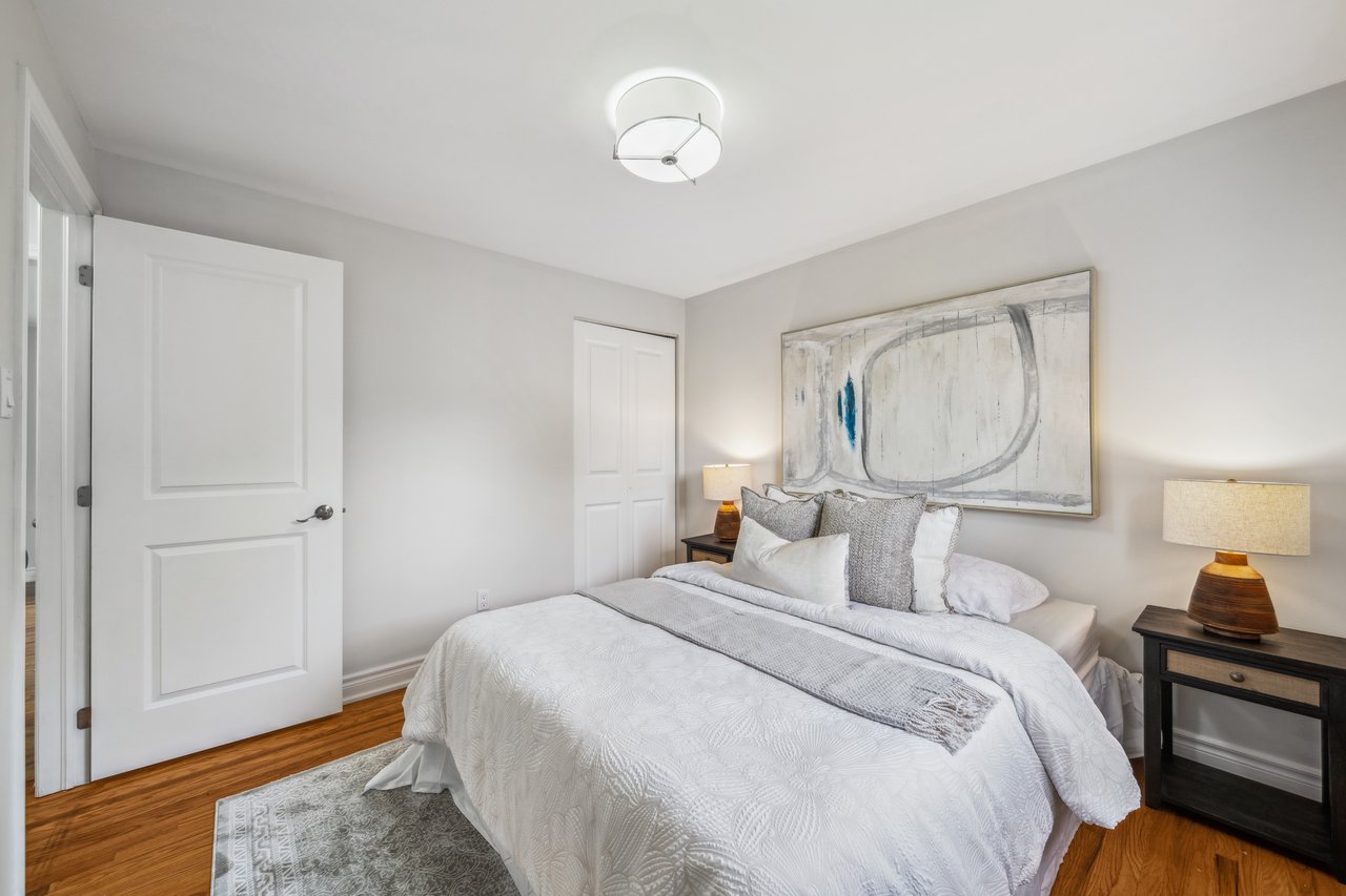 150 Orchard Heights