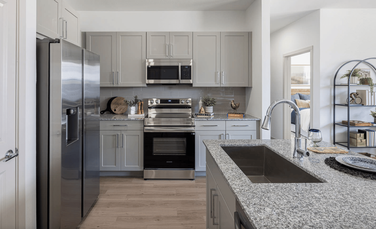 Up to 10 Weeks FREE + up to a $2,000 Gift Card!