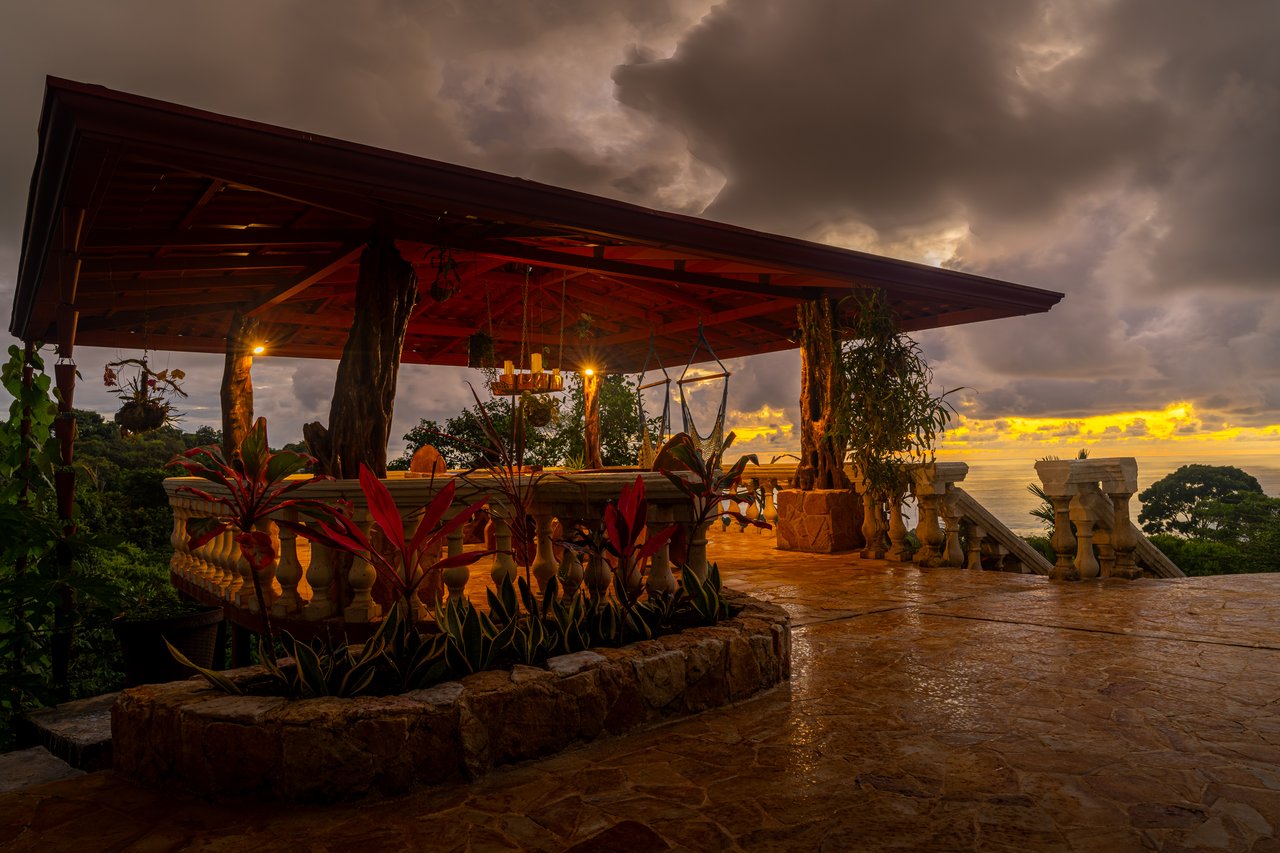 Castillo Puesta del Sol, Escalares - 