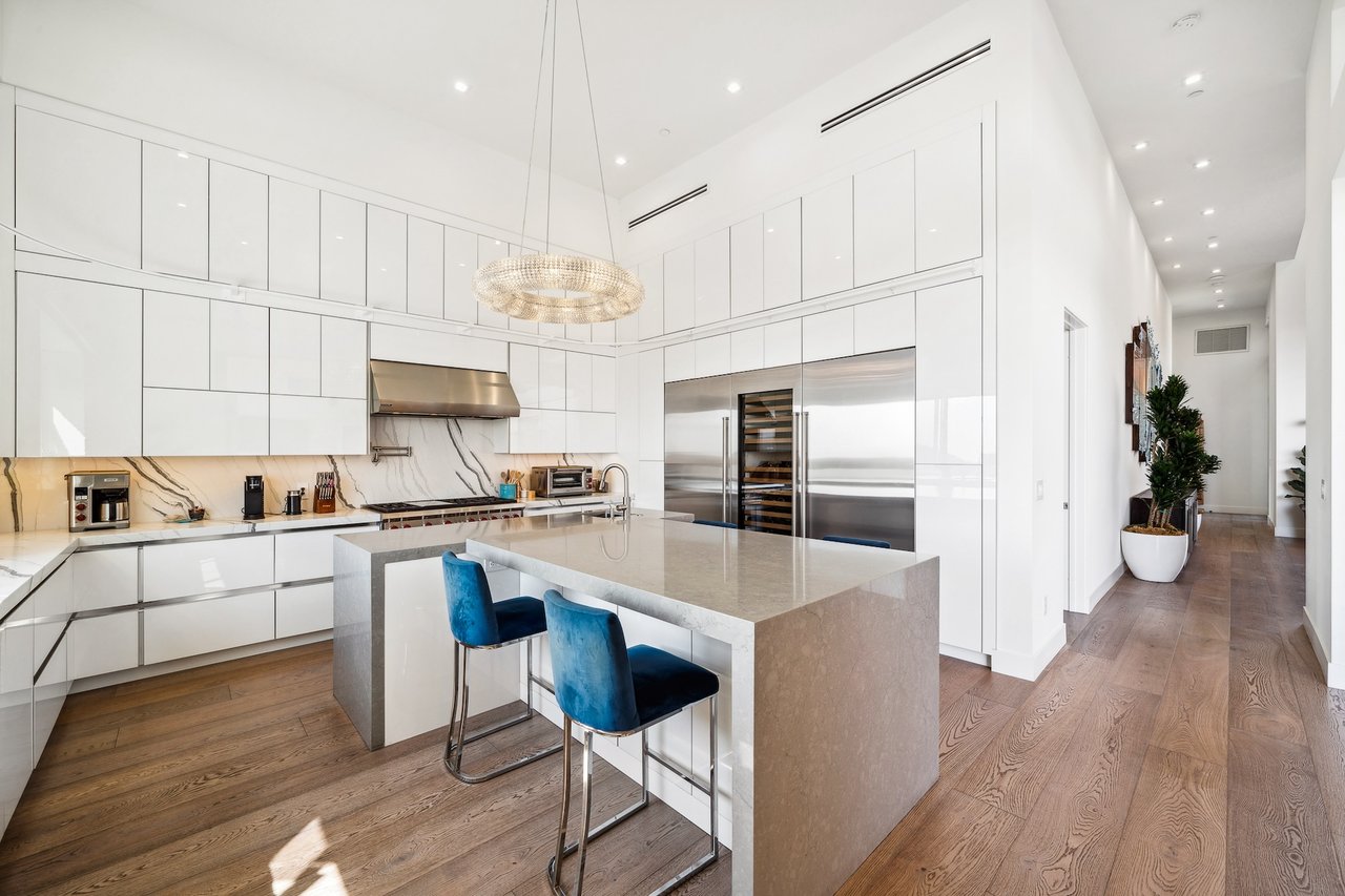 10715 Yerba Buena Rd