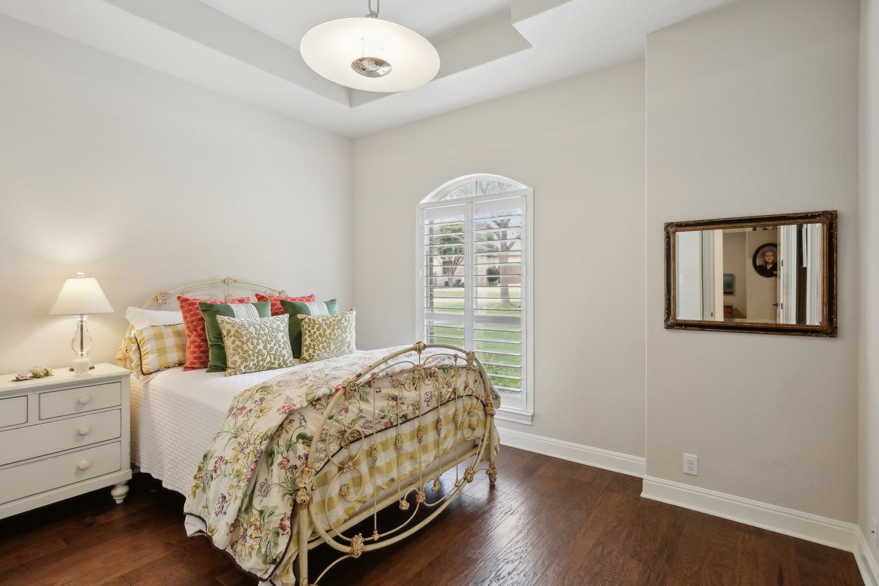 212 Arendes Dr