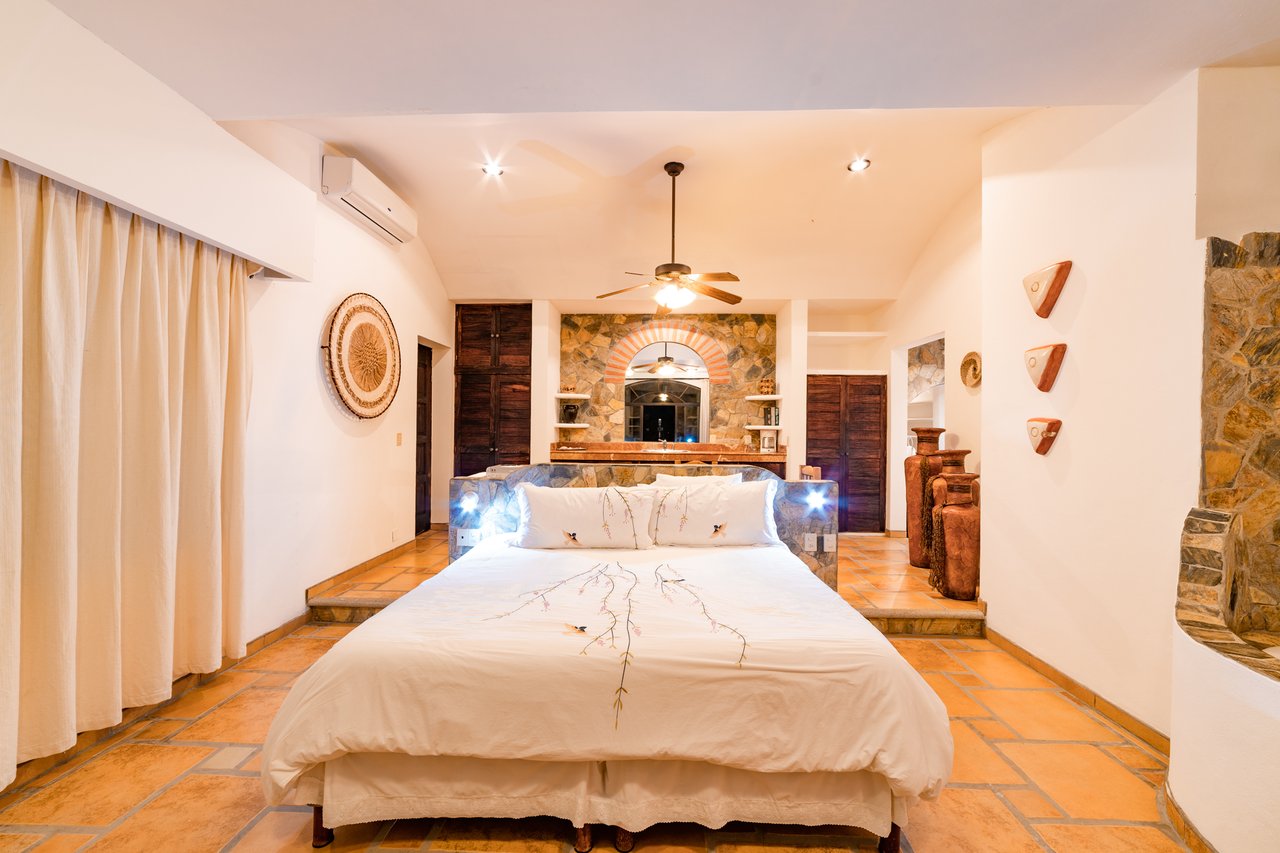 5 Bedroom, Single Family Home, Villa Encantada 