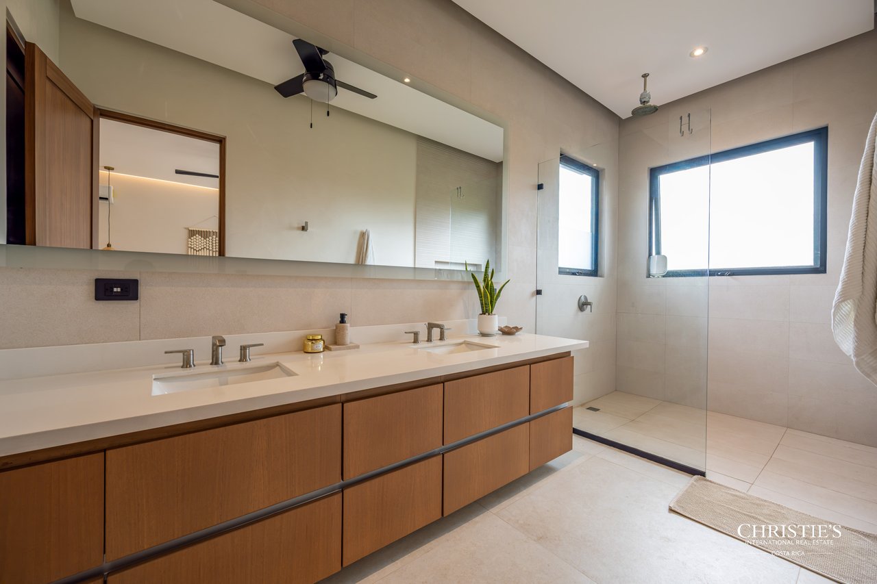 Casa Jade | Contemporary Resort Living in Hacienda Pinilla 