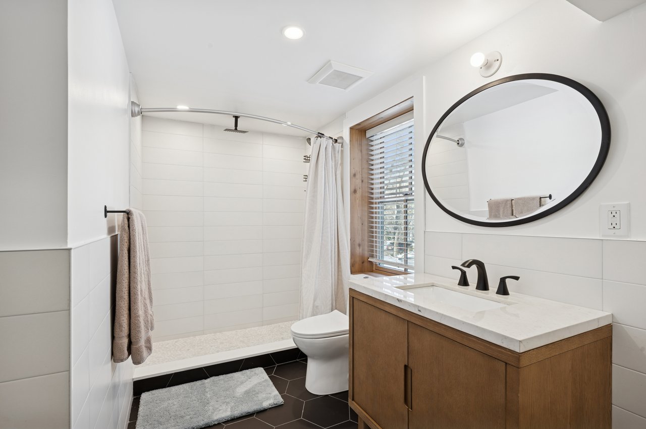 42 Mount Misery Drive