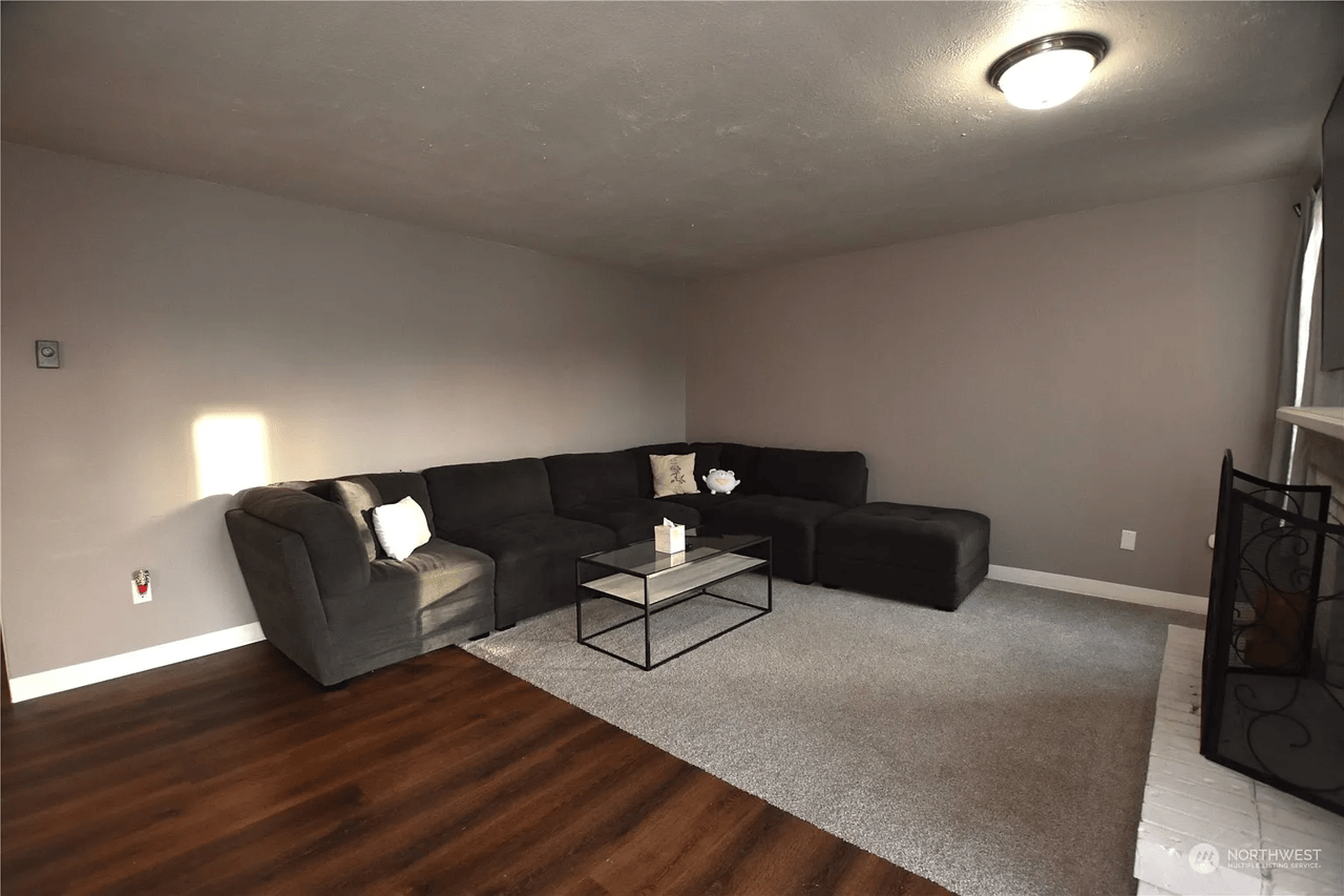 820 E Cady Road #G105