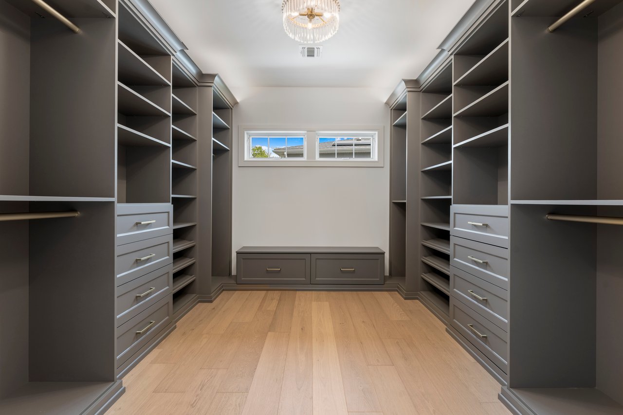 229 Bogert Pl