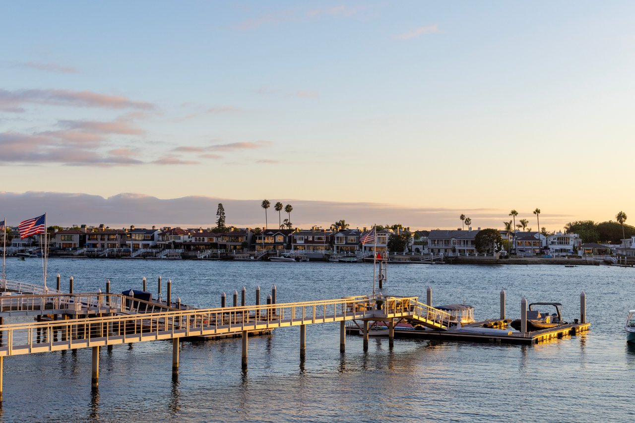 Rare Bayfront Offering