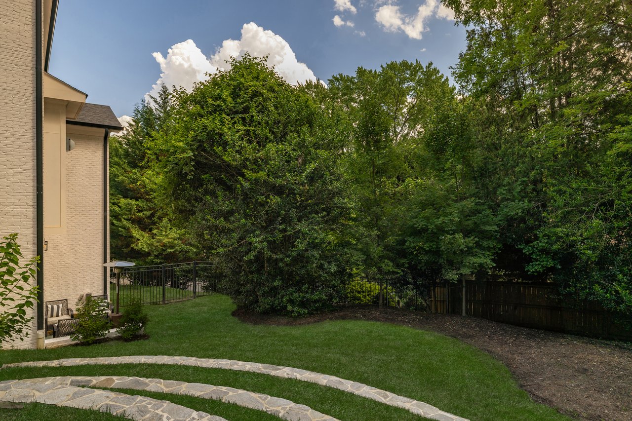 McLean, VA