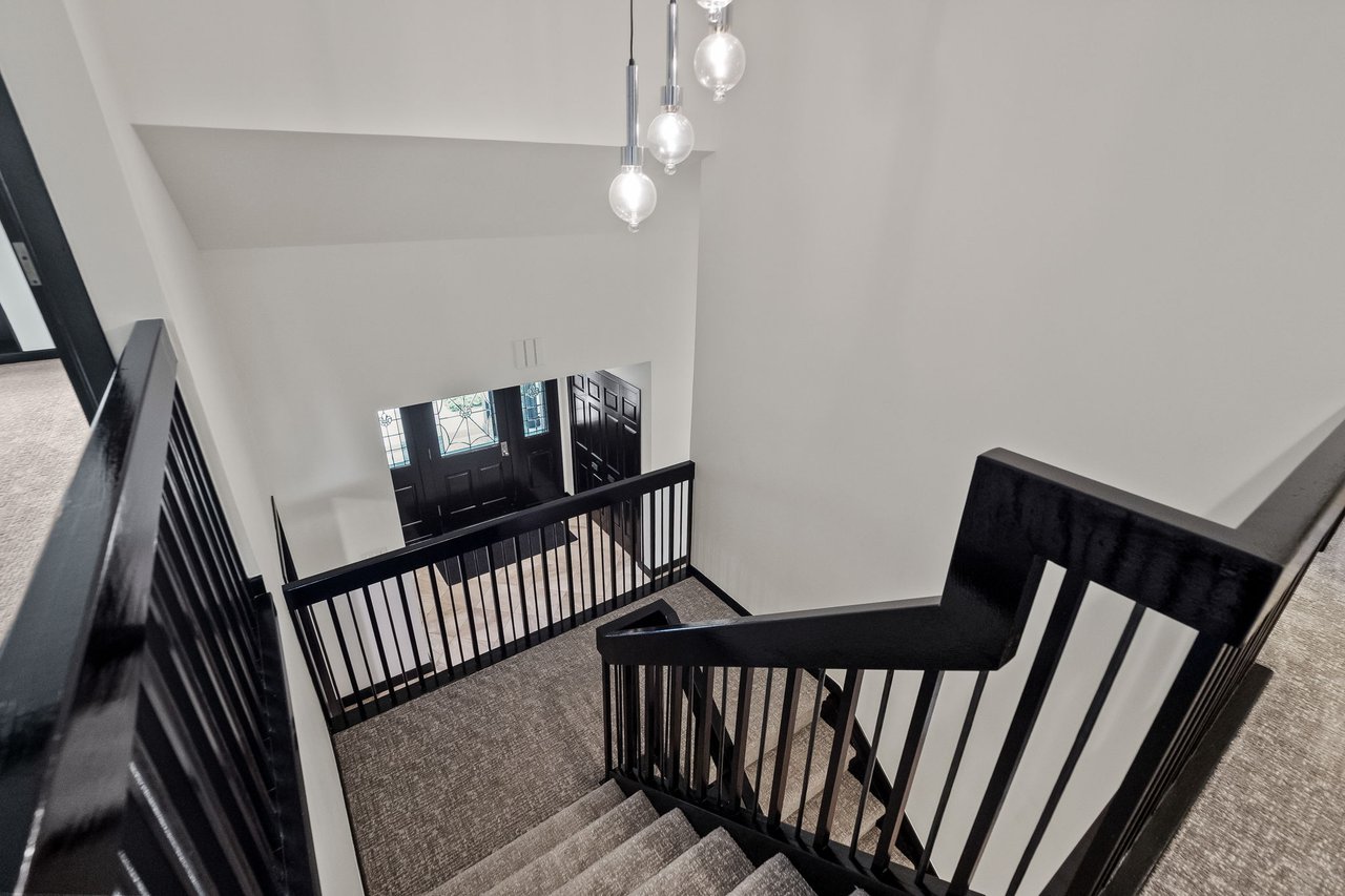 260 Woodwind Dr, Bloomfield Hills