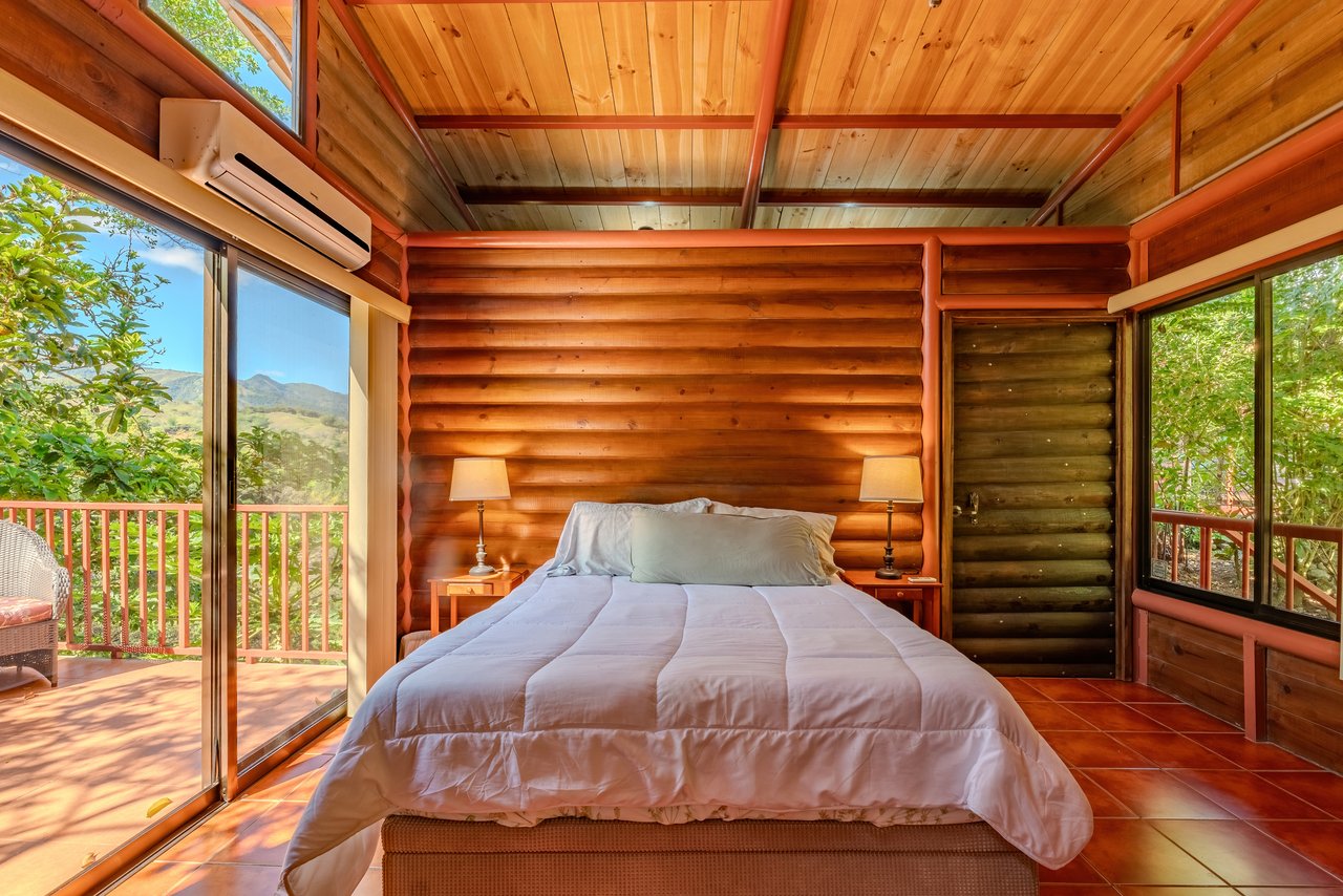 Turnkey 3-Residence Compound in Puriscal with Expansive Views & Saltwater Pool