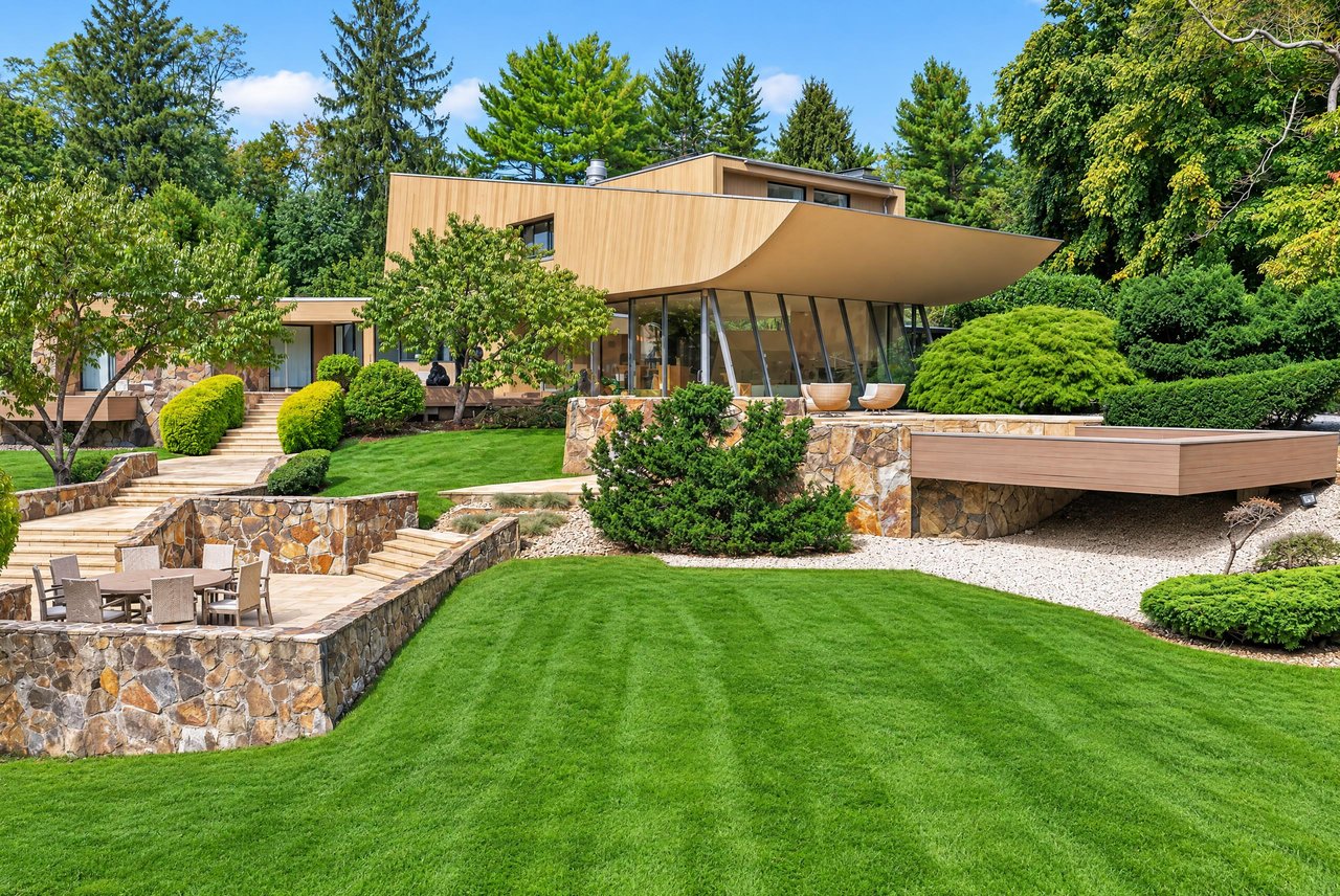 15 Horseshoe Road (Long Island)