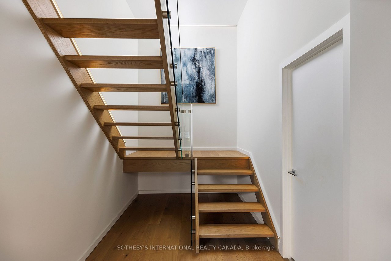 Rock Star King East Two-Storey Penthouse