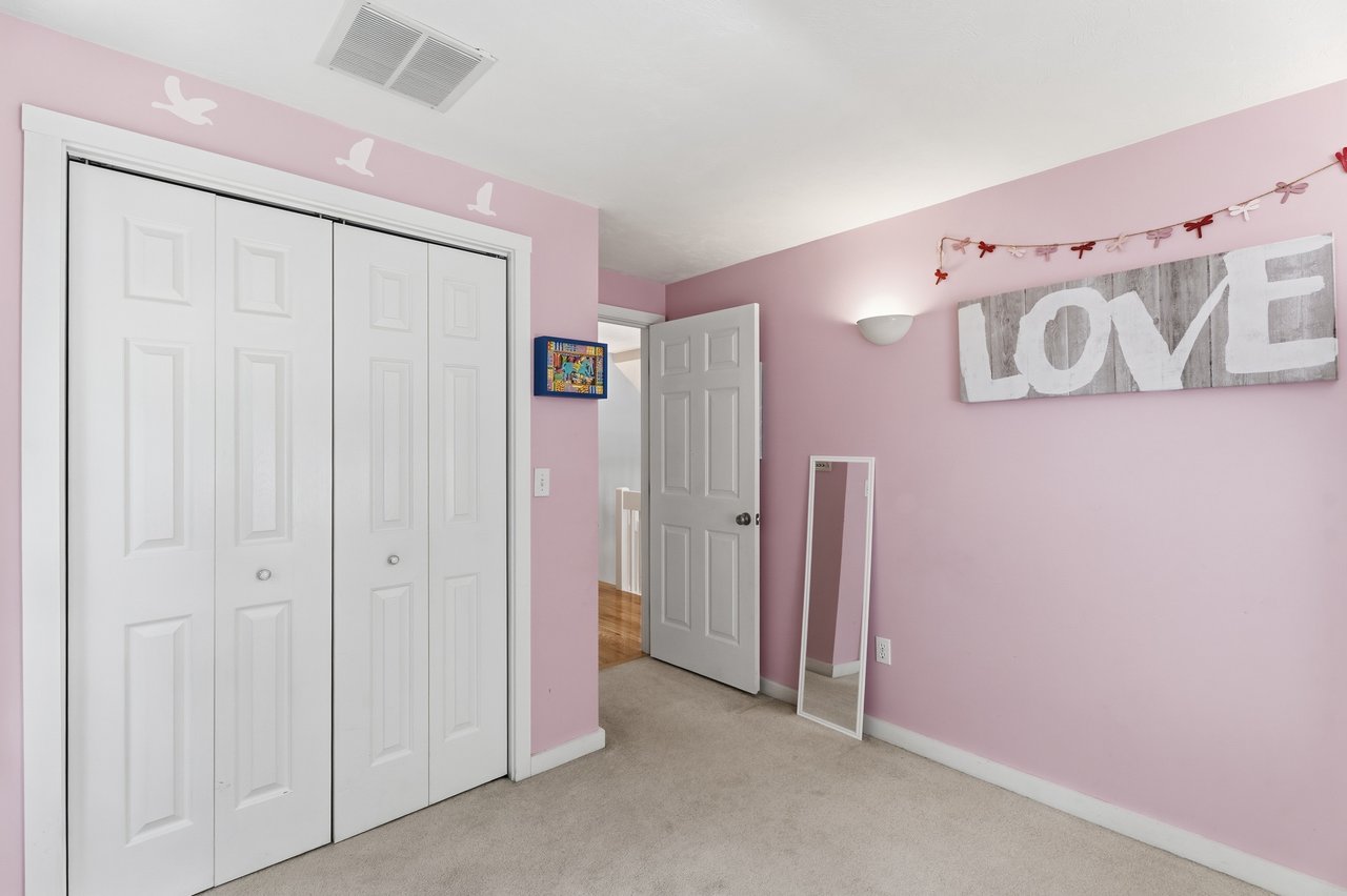 571 Linden St