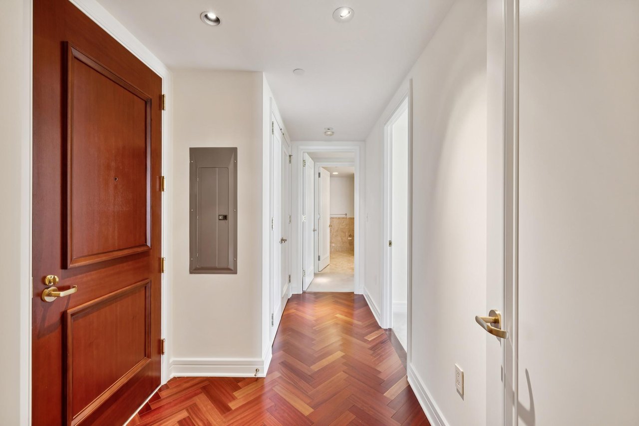 765 Market St, #27D