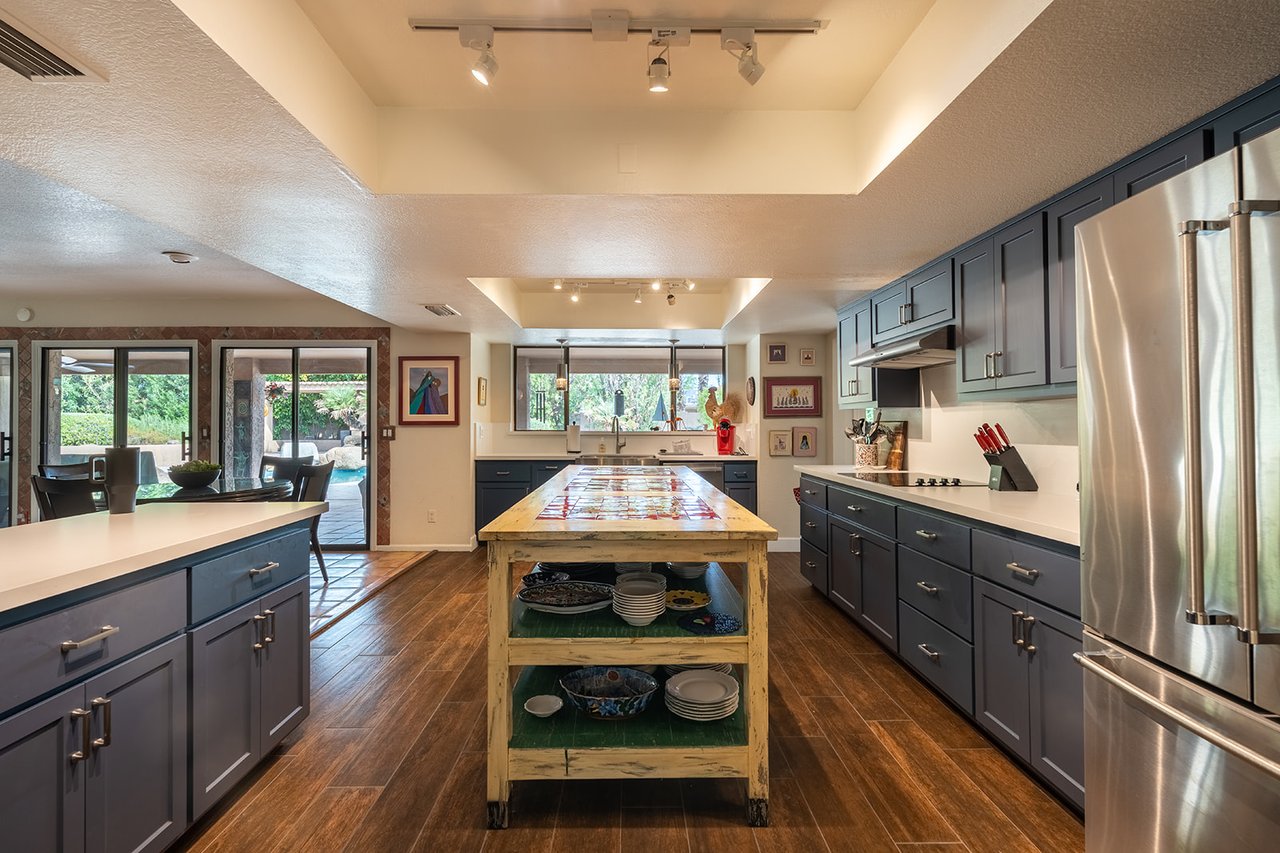 7507 N VIA DE LOS LIBROS