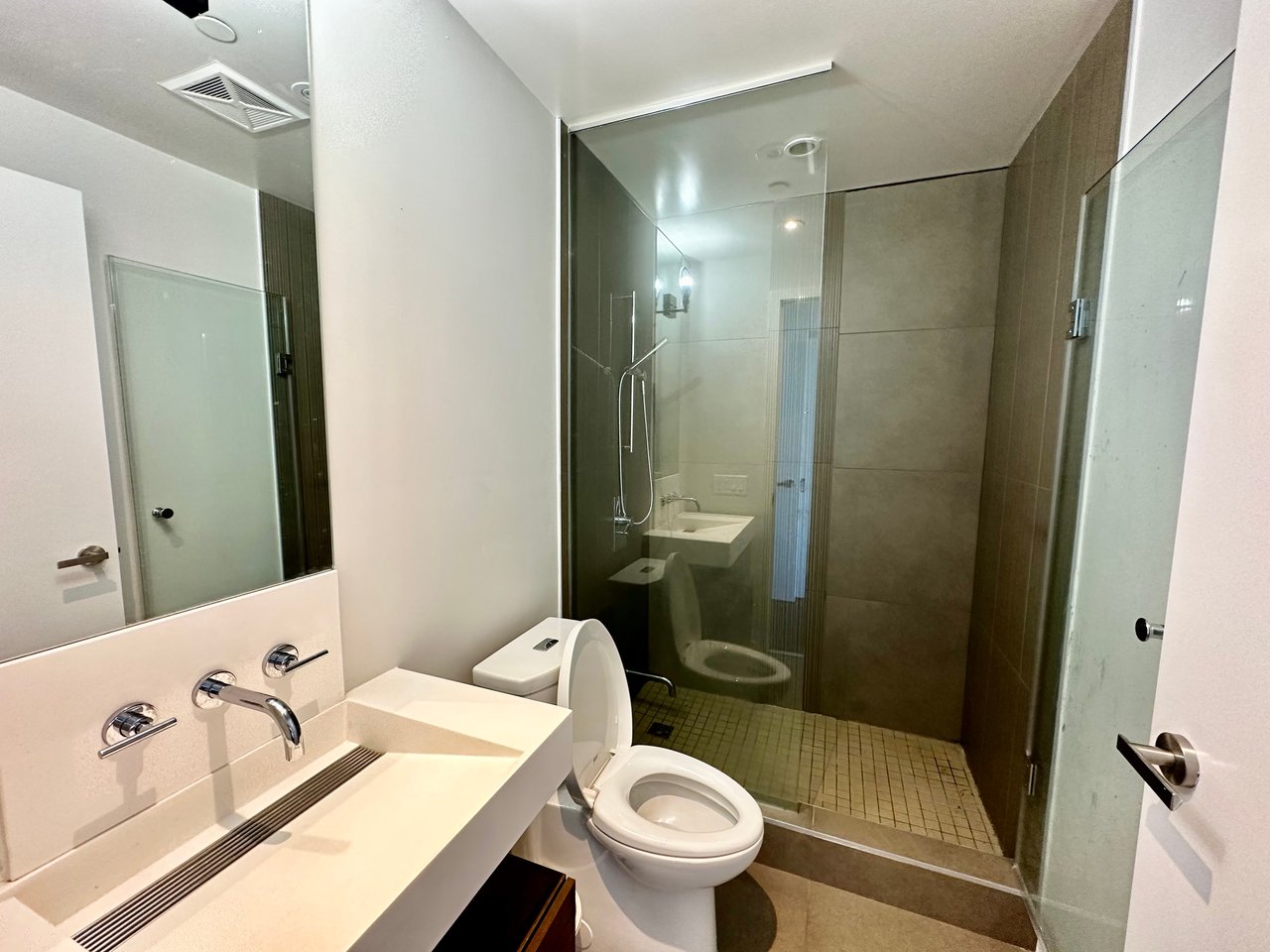 5 St Joseph Street 4501