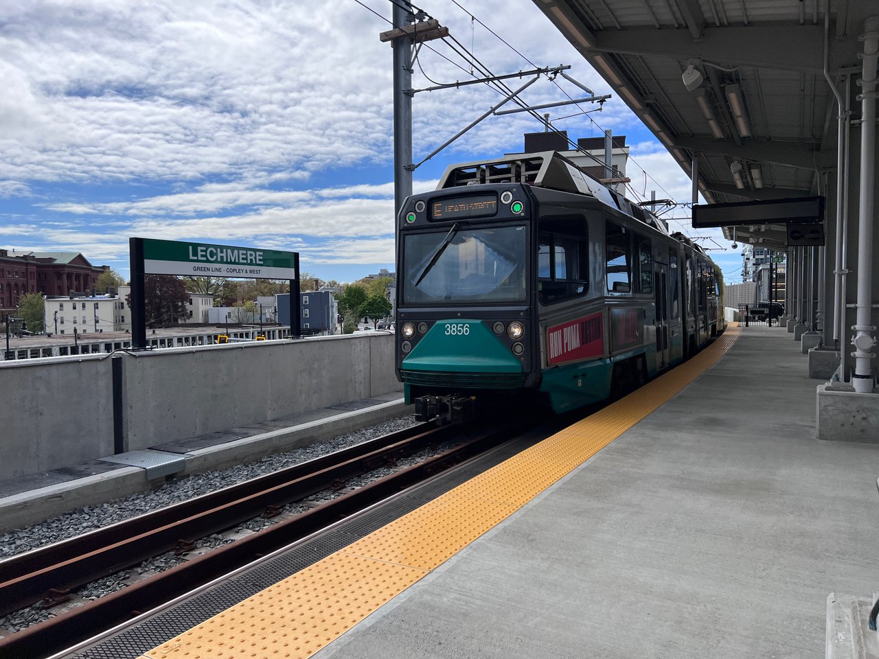 2 Earhart Street, Unit 904