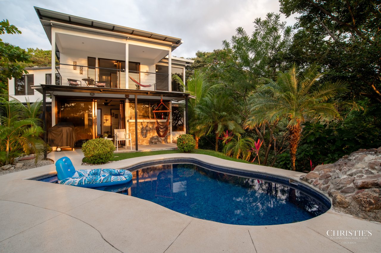 Toltec Estate & Casa Lunax Oceanview Investment Compound