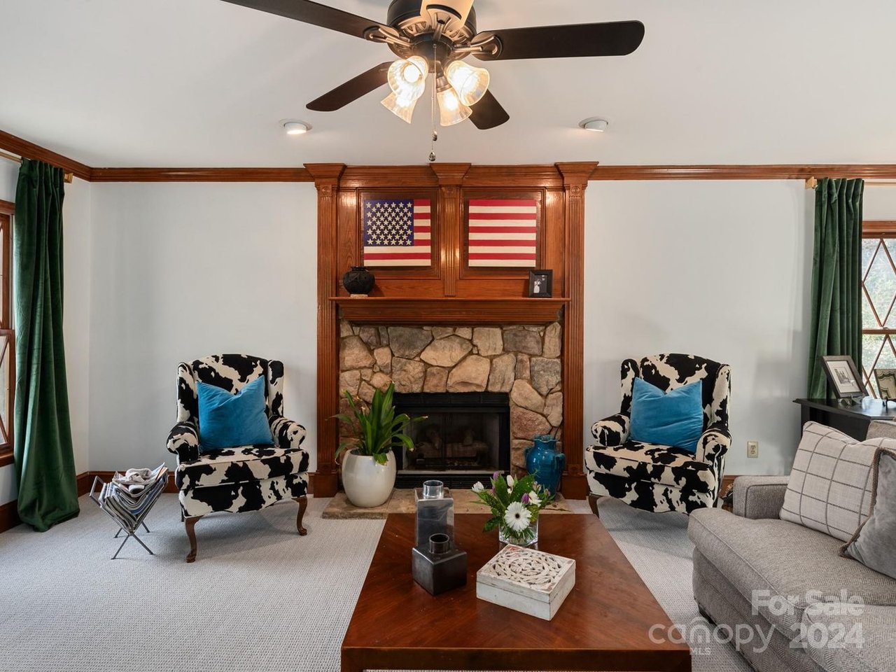 2324 Wedgewood Dr