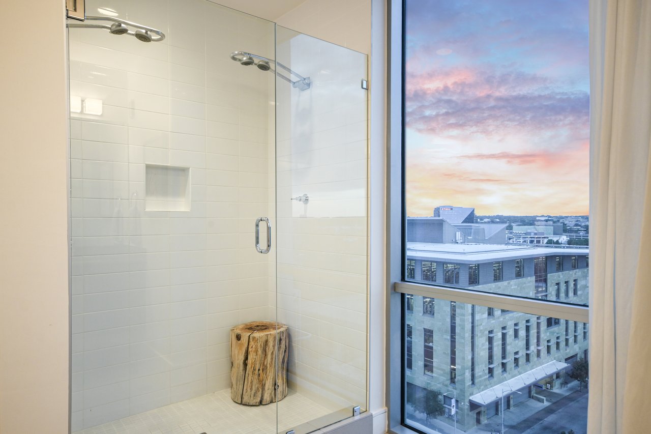 222 West Ave #1101