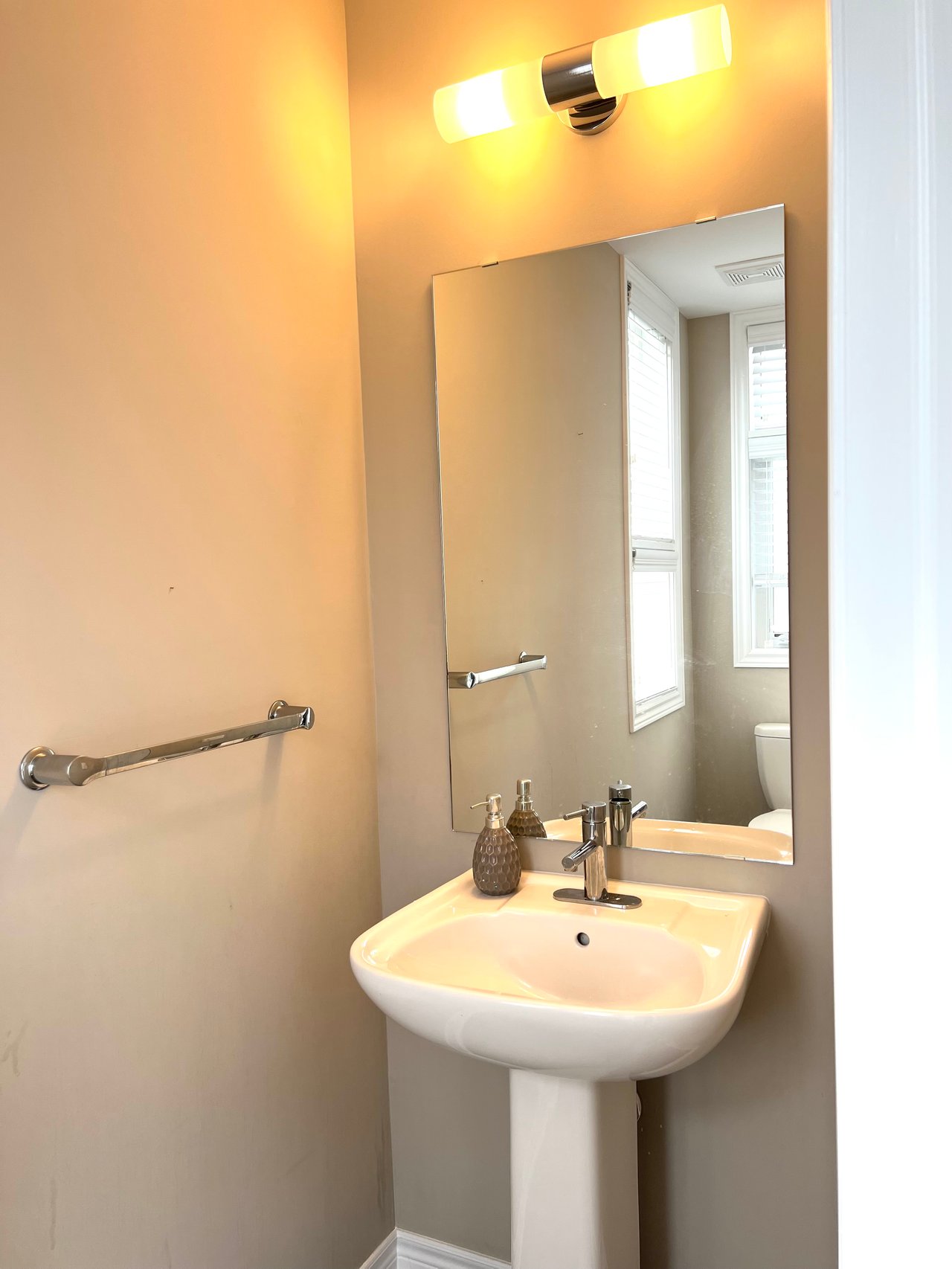 1 Esplanade Lane 36