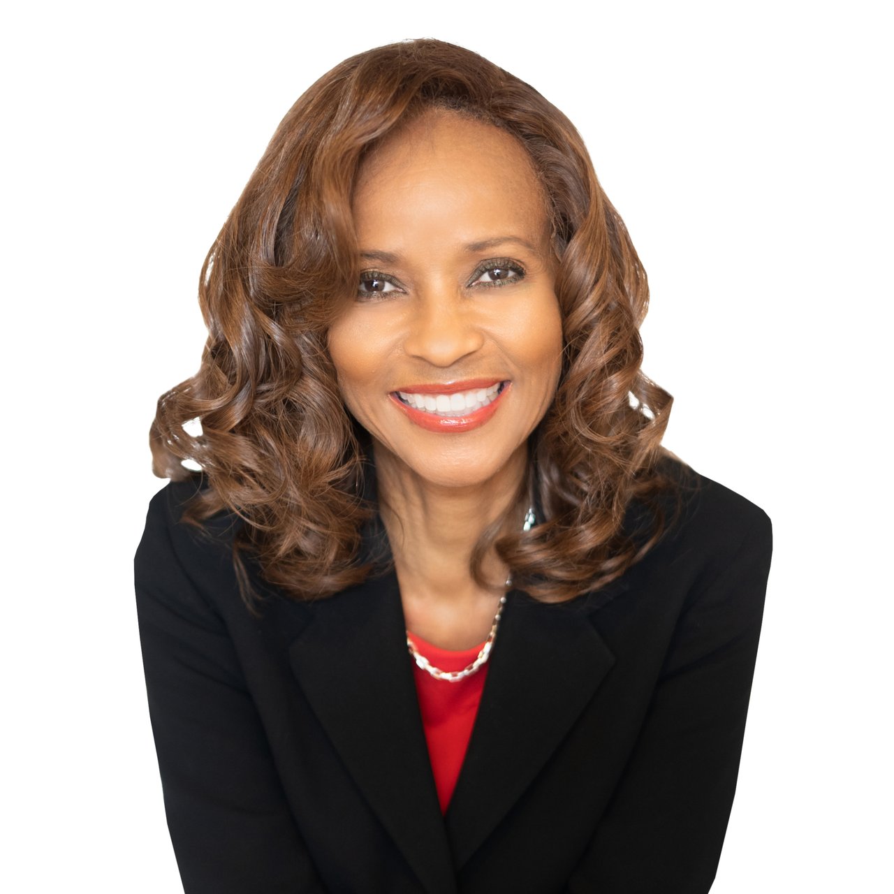 Pam Bazzelle Long Beach, CA Real Estate Agent Headshot