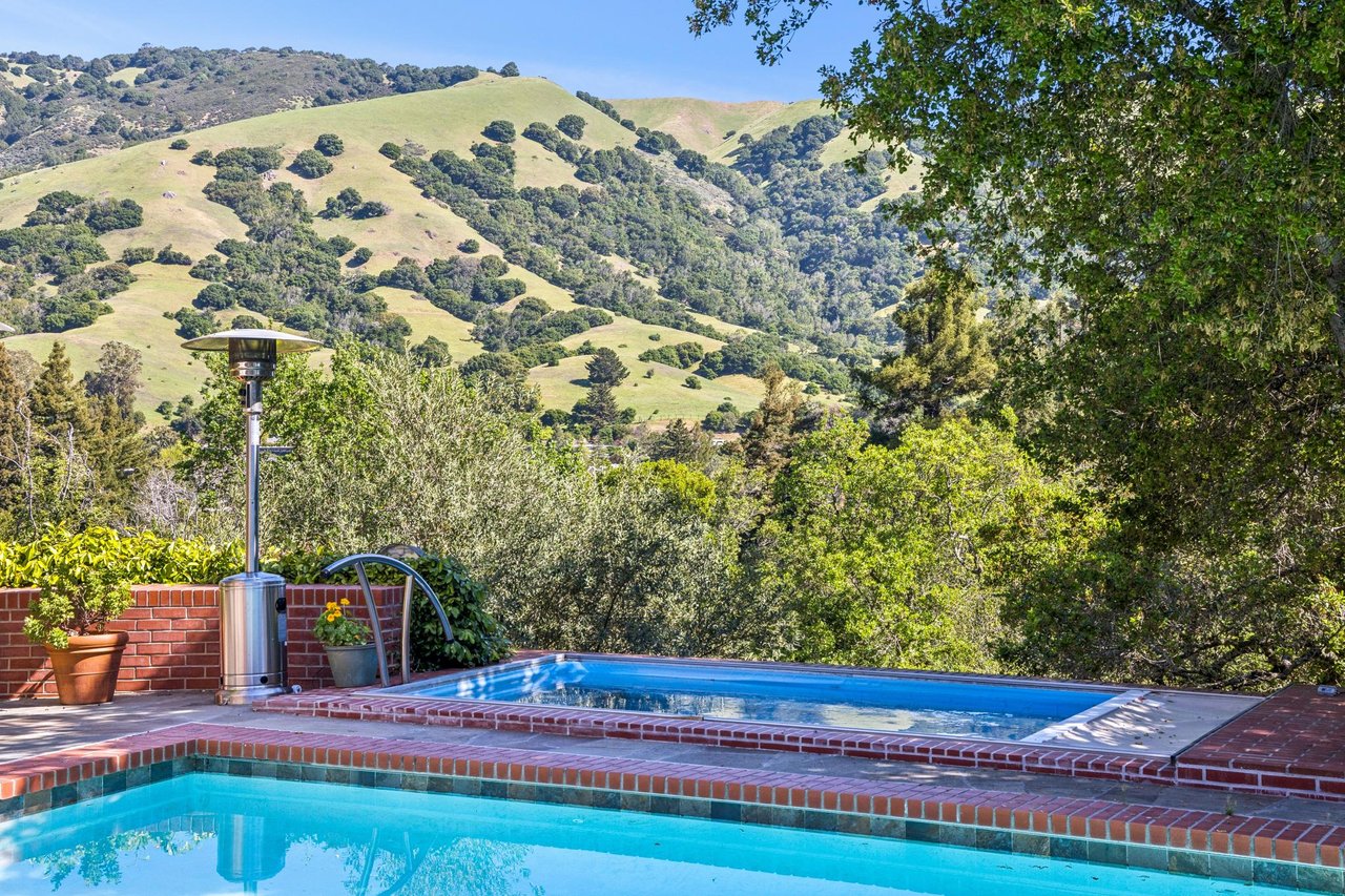 10 Maoli Drive, San Rafael