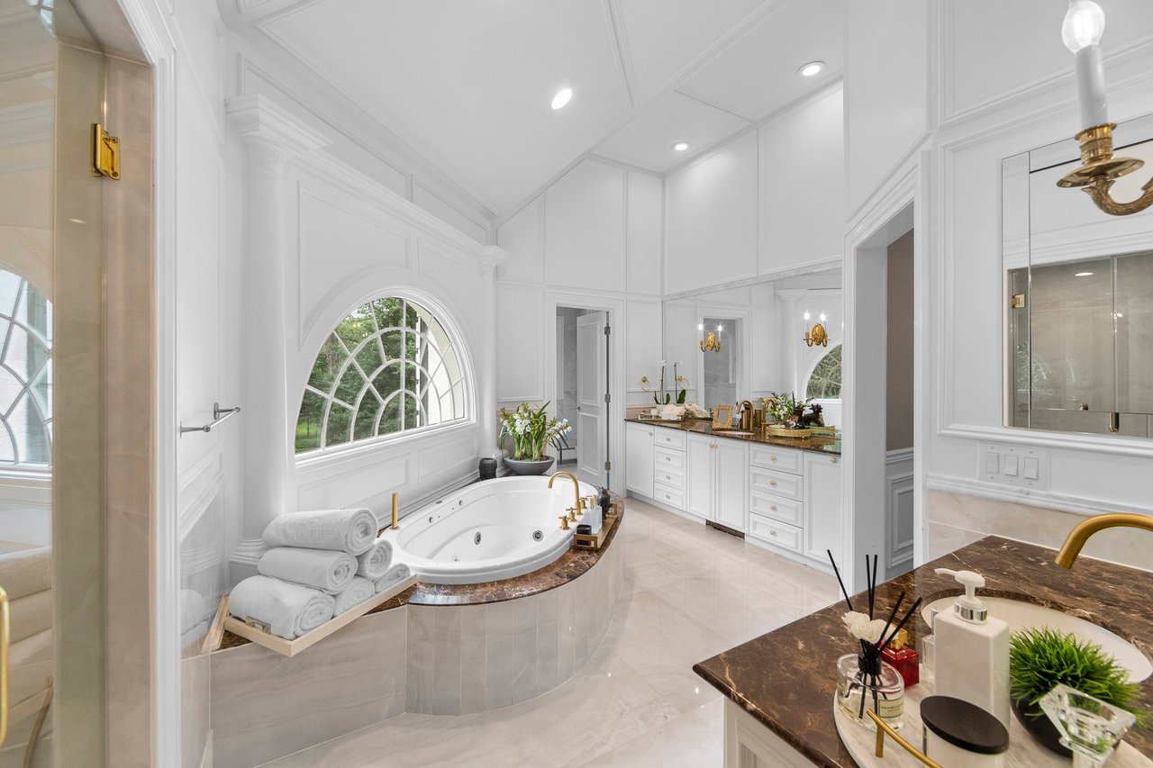 85 Sherwood Rd