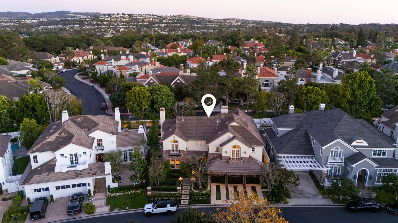 8 Gleneagles Drive