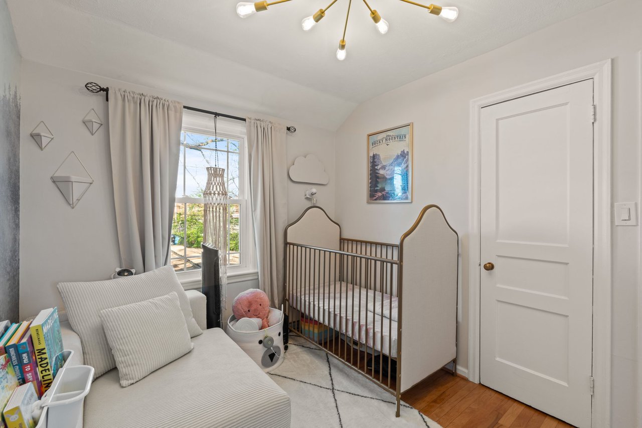 Crown Jewel of Jefferson Manor - 1/2 mile to Metro