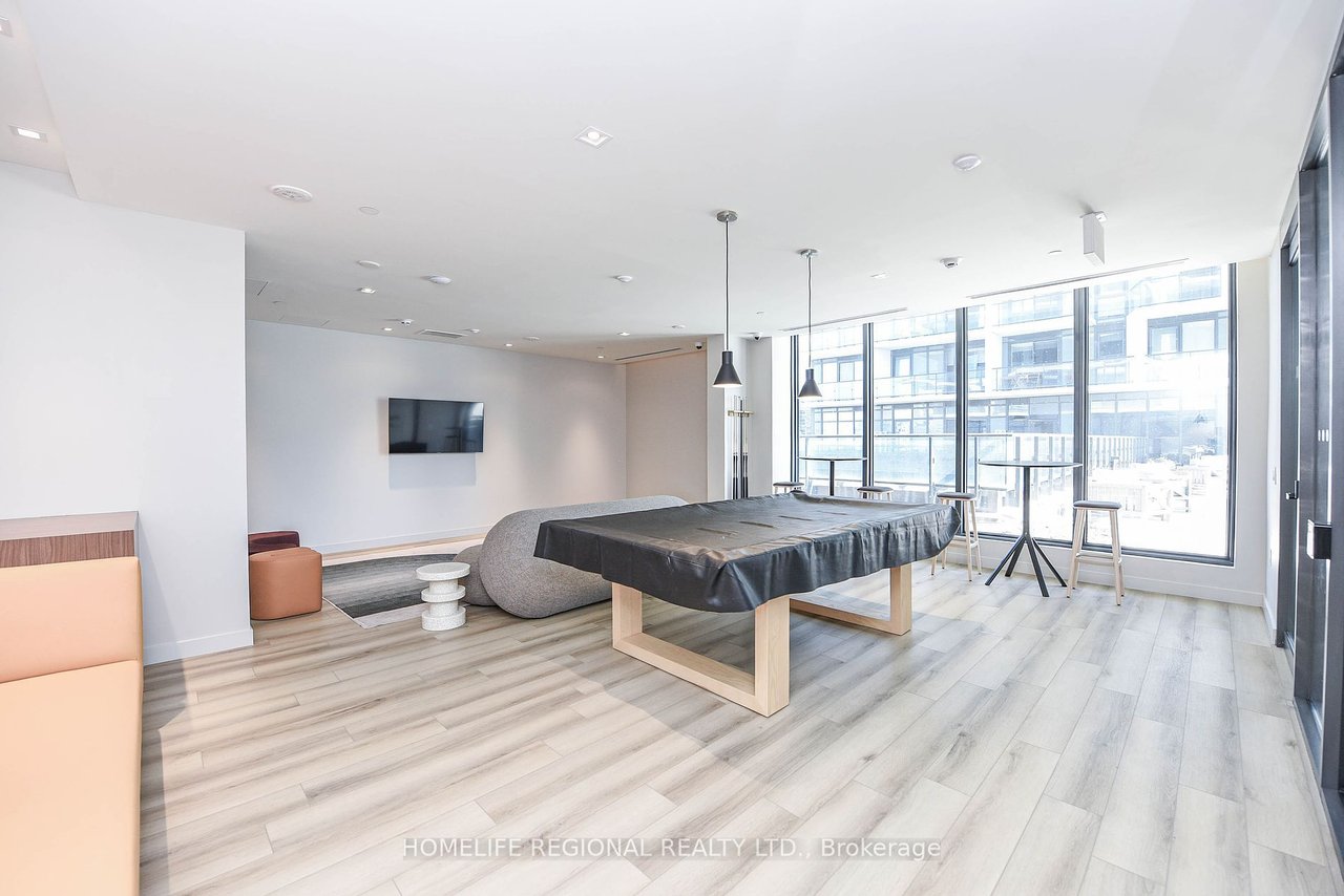 WEST CONDOS PENTHOUSE 