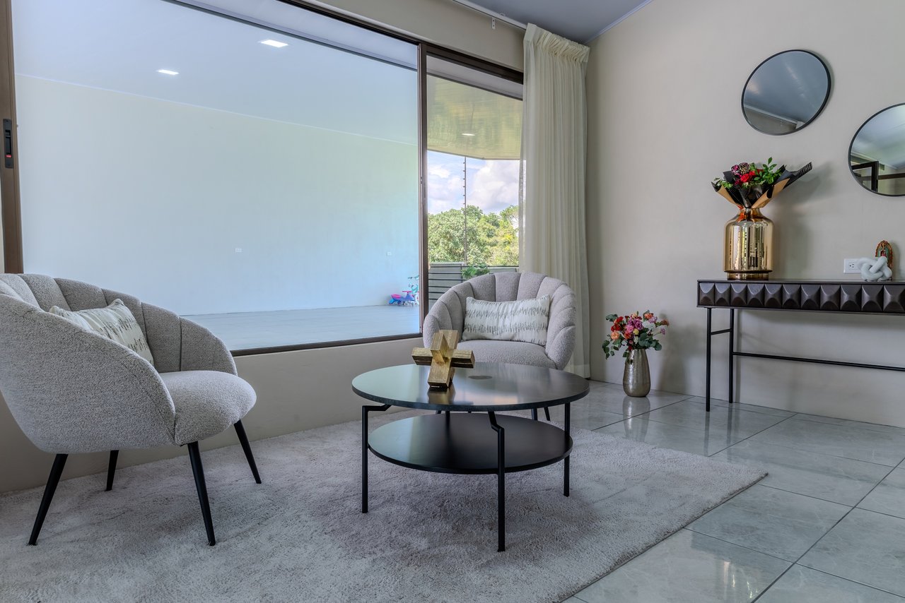 Spacius Home in Pérez Zeledón | 3 bedrooms, 3 Bathrooms 