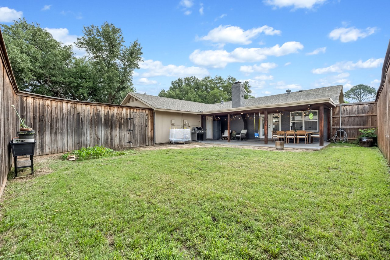 656 Red River Drive, Lewisville, Texas 75077