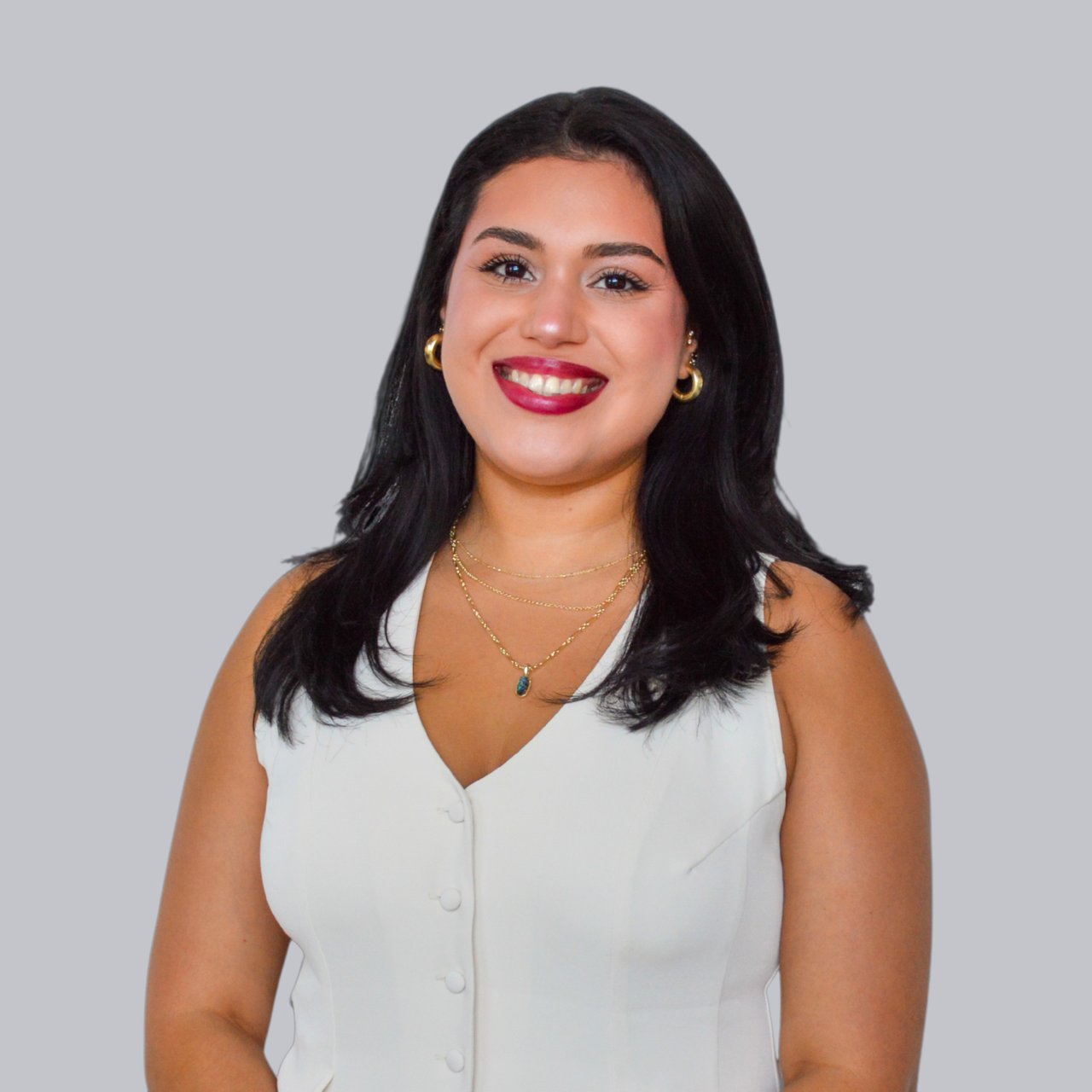 Aytana Najera Fort Worth, TX Real Estate Agent Headshot