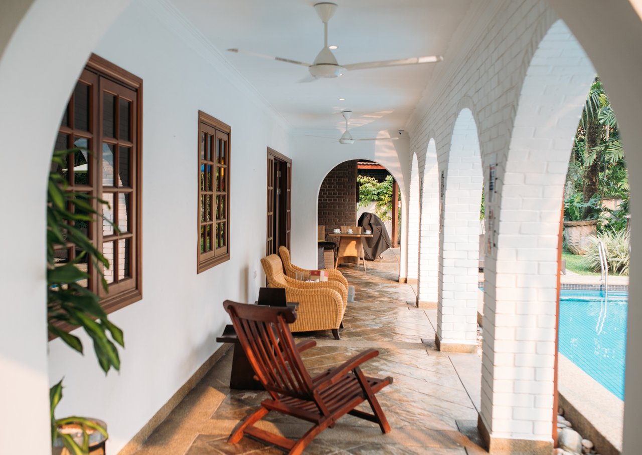 How to Stage a Home for Sale in a Tropical Market